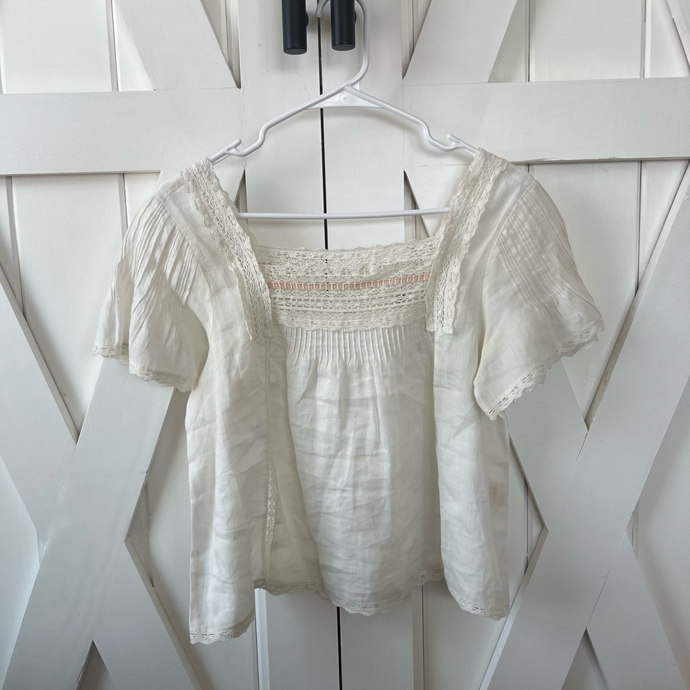 Elegant White Lace Trim Blouse